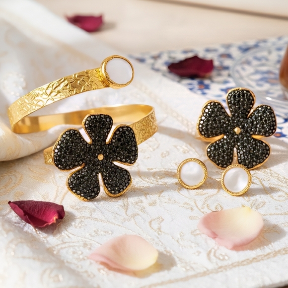 🆕️Turkish Artisanal Black Flower Set 18K Gold Plated Brass Statement Jewelry - Picture 6 of 15